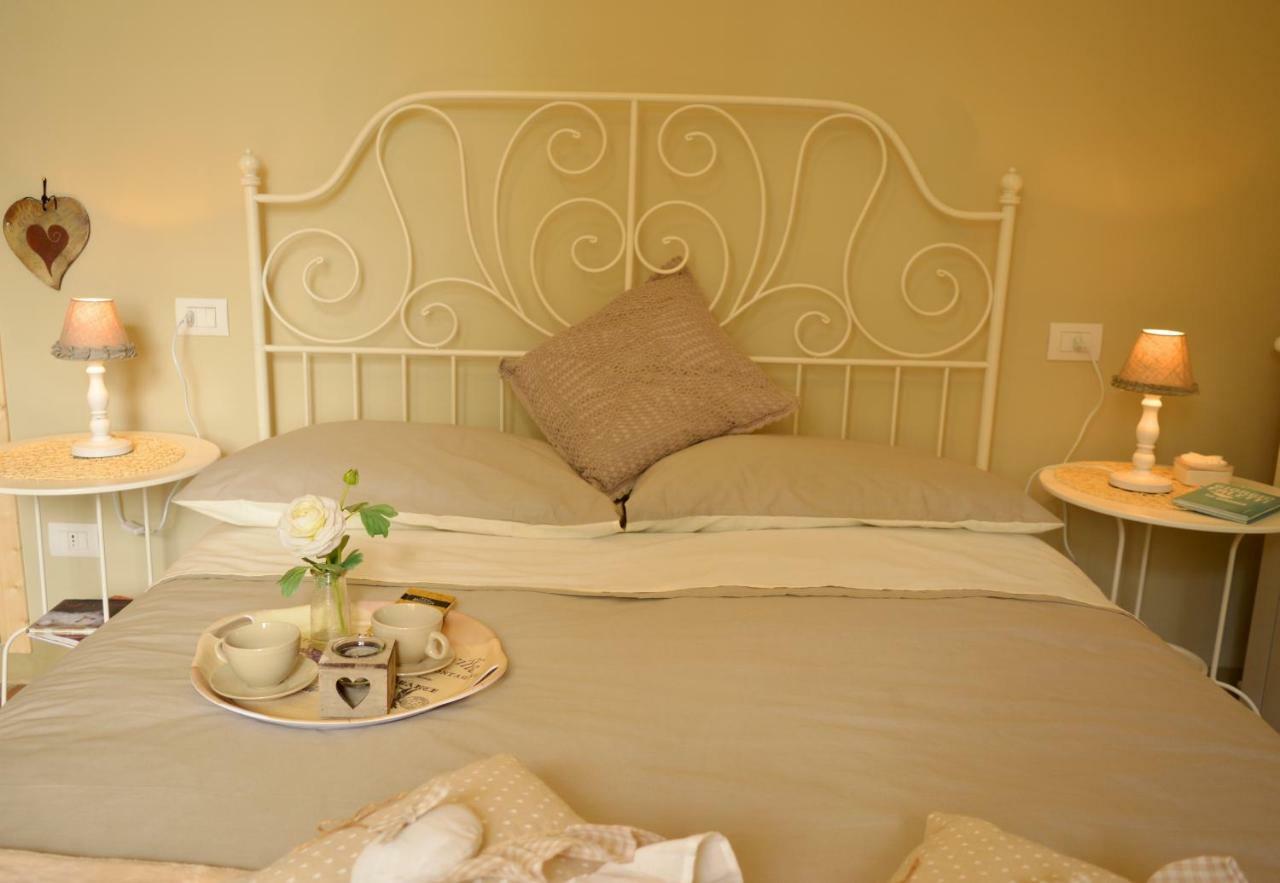 Bed & Tours Dimora Di Campagna Bed and Breakfast Castelnuovo Belbo Buitenkant foto